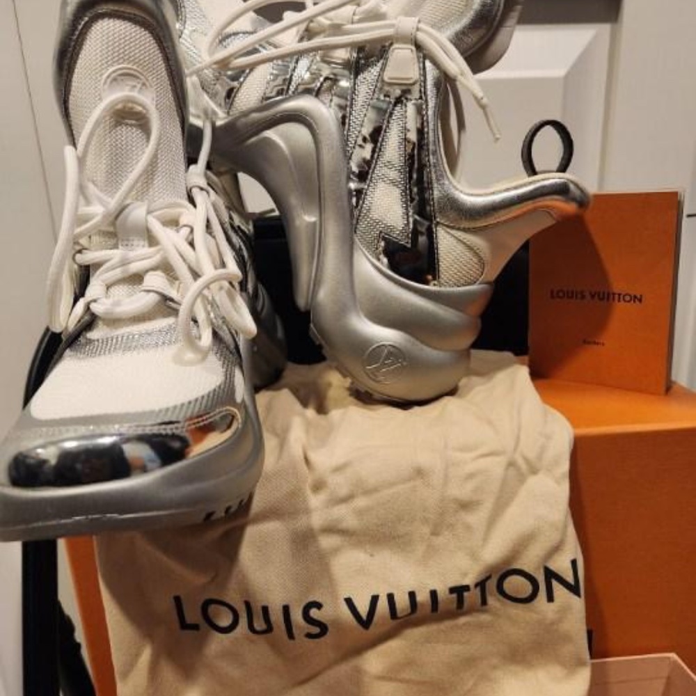 Louis Vuitton Silver/White Mesh and Leather Archlight Sneakers Size 39 - Picture 9 of 11
